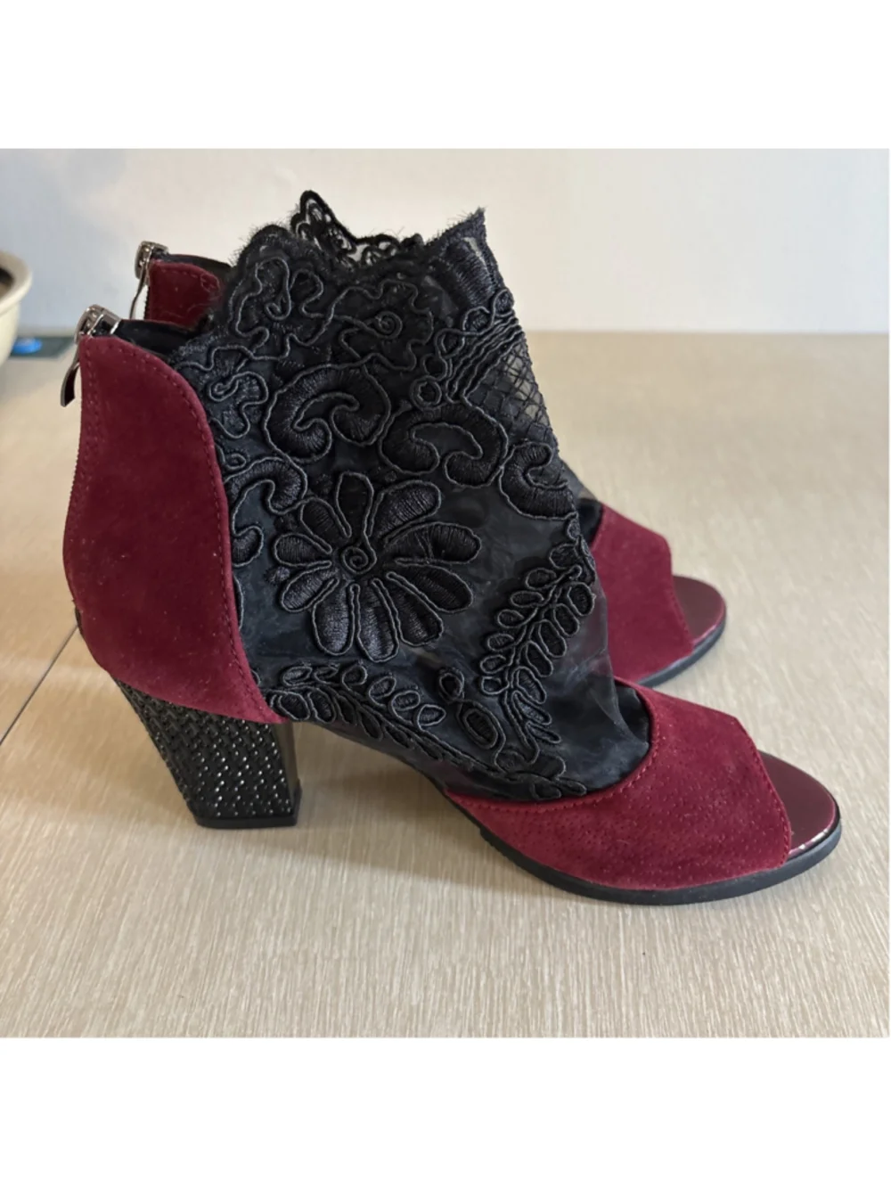 Burgundy Black Lace Ankle Boots Peep Toe Block Heel Women 39(8-8.5) 1190
